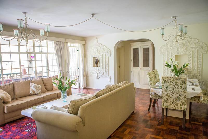 Garden Cottage - Gallery 26